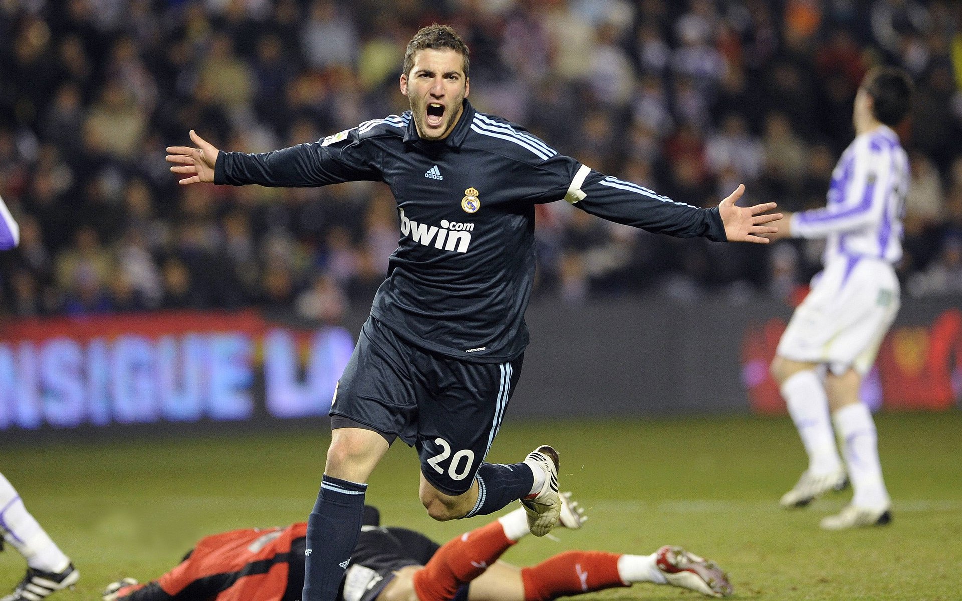 开云体育入口-攀岩运动普及力度加强,攀岩运动普及力度加强的原因 第1张 开云体育入口-攀岩运动普及力度加强,攀岩运动普及力度加强的原因 第1张